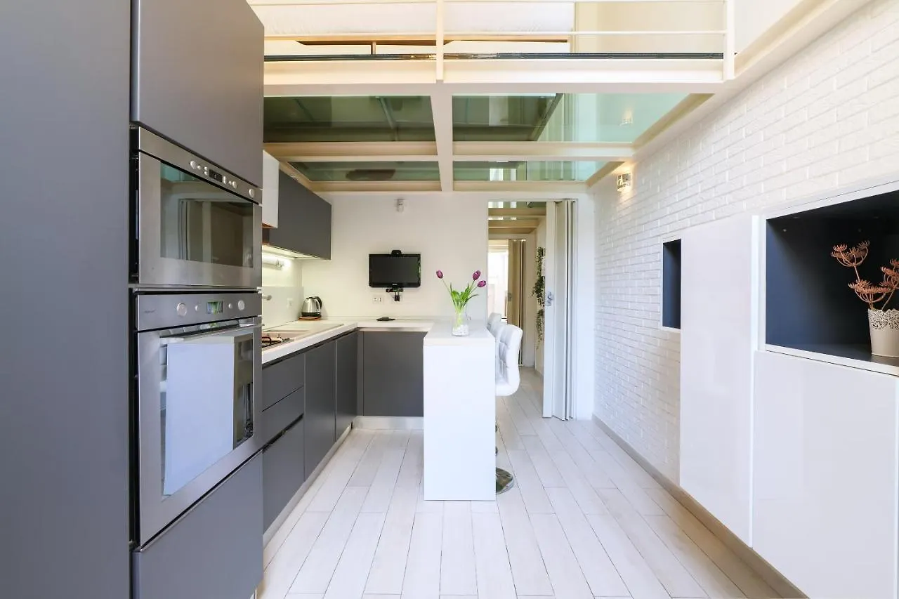 Apartamento Primopiano - Argonne Milán 0*,