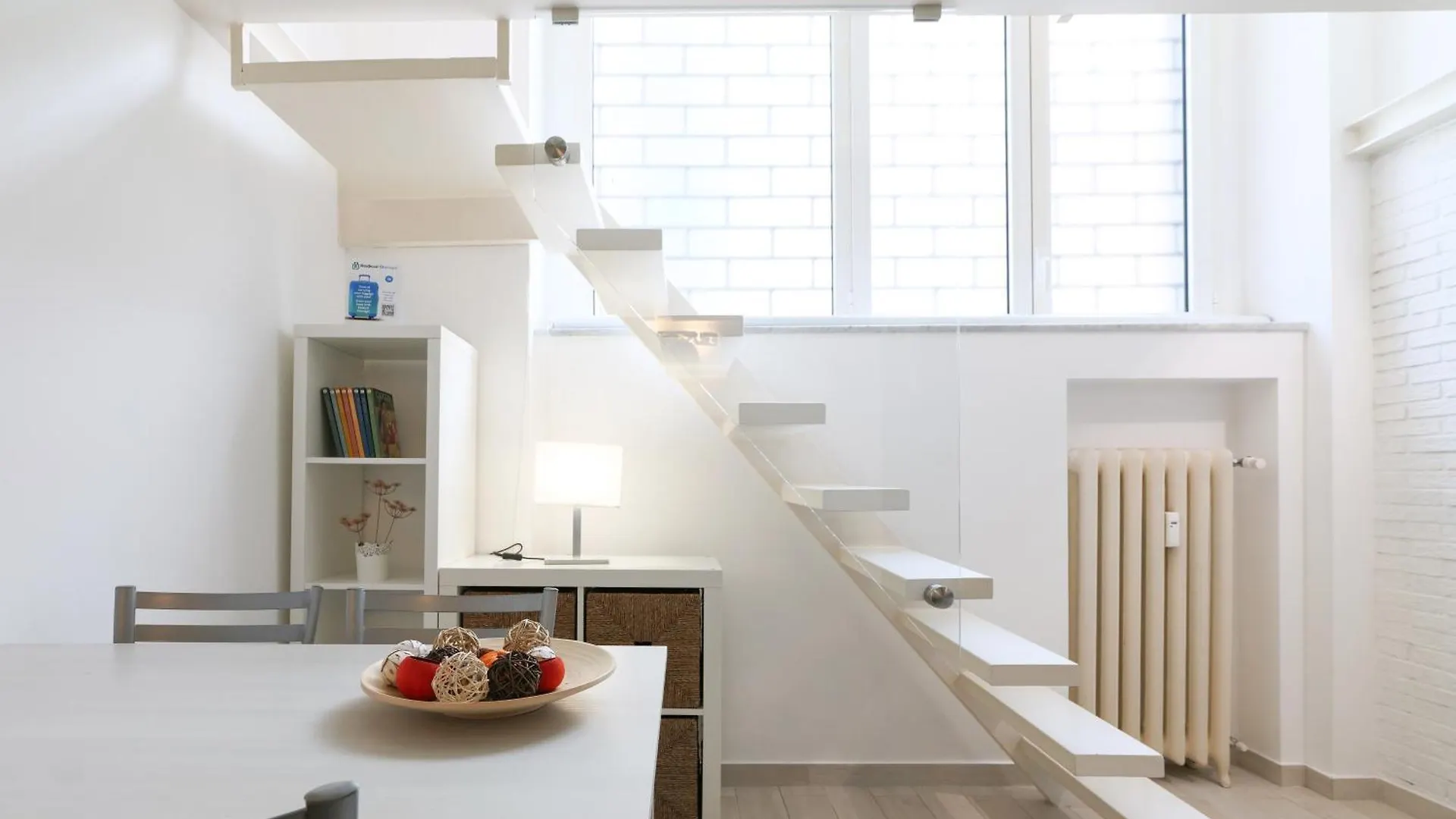 Apartamento Primopiano - Argonne Milán 0*,  Italia